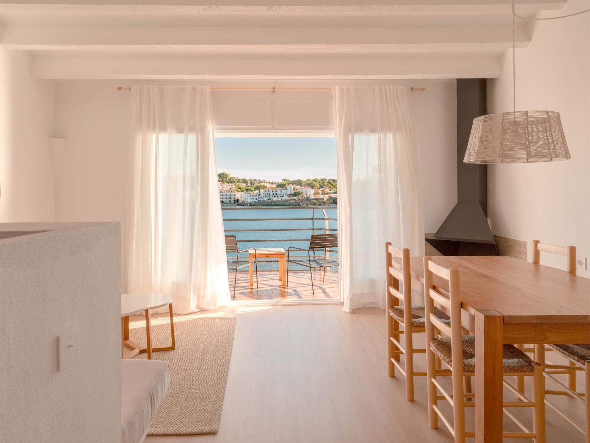 Appartamento Precioso ático con increíbles vistas al mar Cadaqués Esterno foto